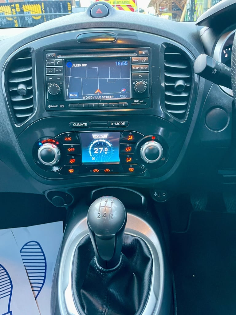 2011 Nissan Juke 1.6 Acenta 5dr [Premium Pack] HATCHBACK Petrol Manual