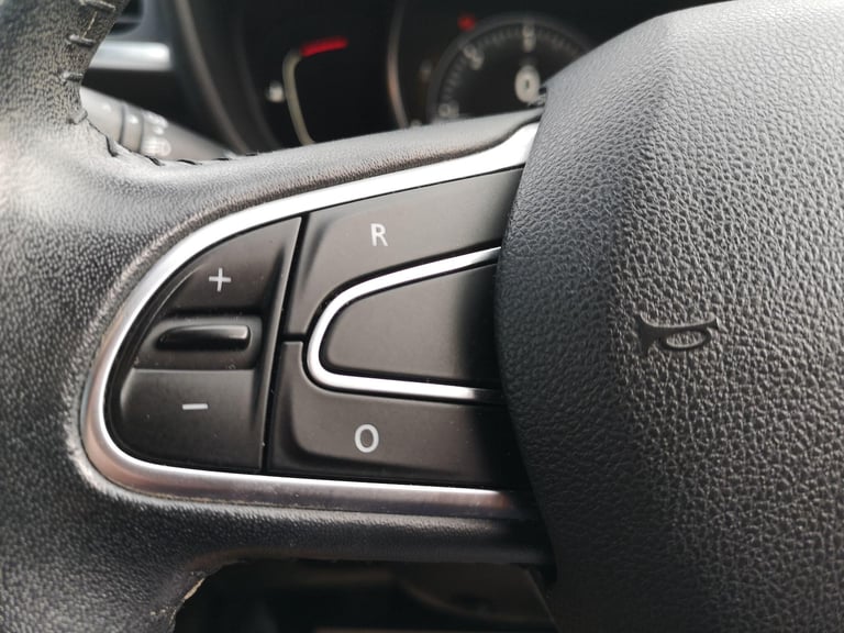 2017 Renault Kadjar 1.5 dCi Dynamique S Nav Euro 6 (s/s) 5dr HATCHBACK Diesel Manual