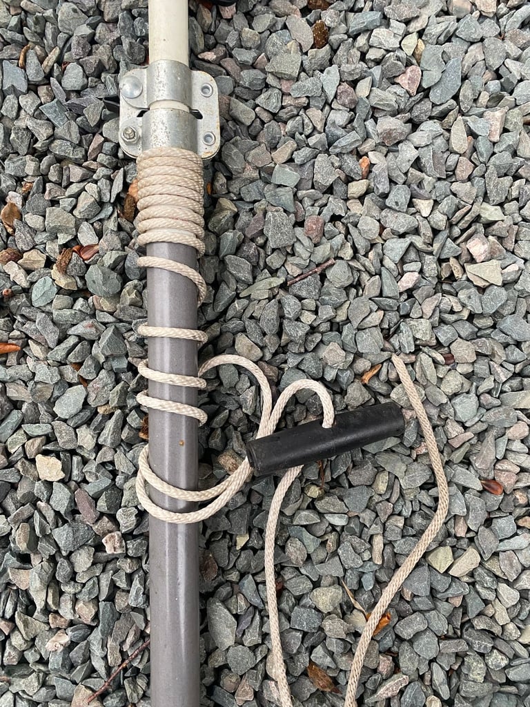 Nearly New Ratchet Tree Lopper & Telescopic Pole Saw Pruner