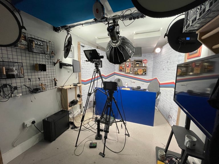 Creative Space | Music Studio | Podcast | Commercial Unit | Artist Studio in Hackney East London E9