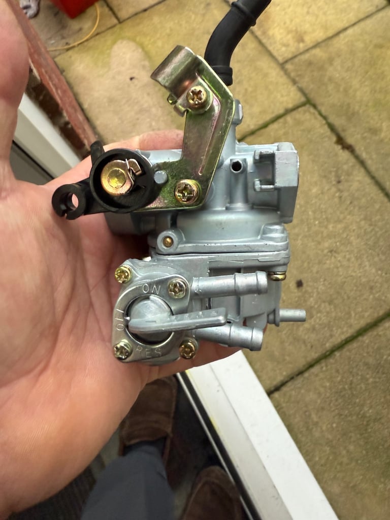 Honda c90 carburettor  