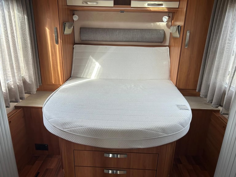 2015 Hymer B698SE
