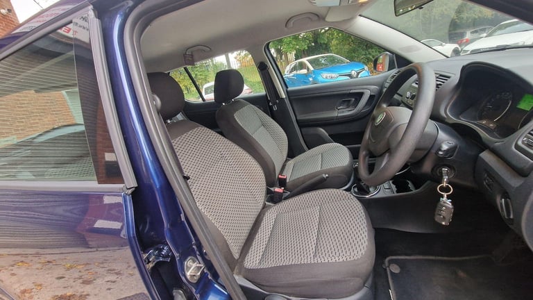 2010 Skoda Fabia 1.6 TDI SE Euro 5 5dr HATCHBACK Diesel Manual