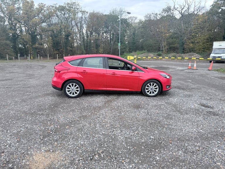 2015 Ford Focus 1.5 TDCi 120 Titanium 5dr HATCHBACK Diesel Manual