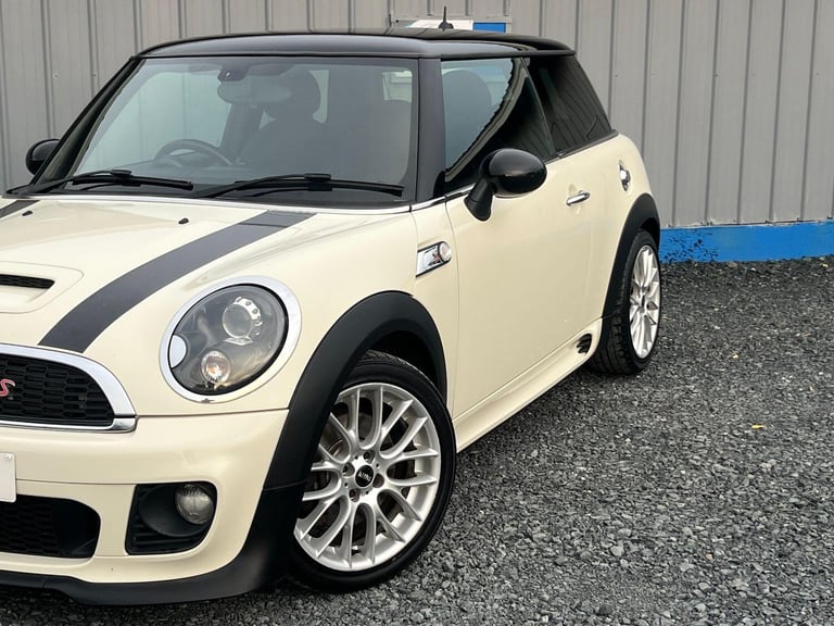 2013 MINI Hatch COOPER S JCW PACK HATCHBACK Petrol Manual