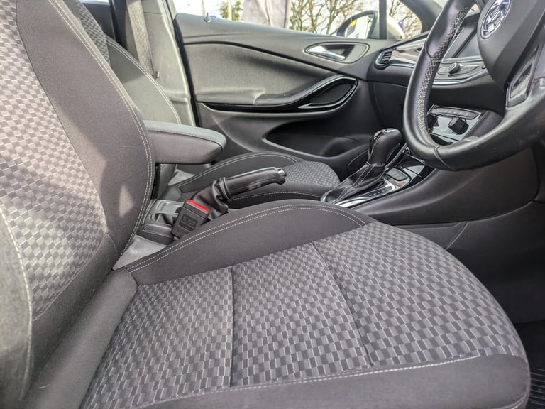 2016 Vauxhall Astra 1.4i Turbo SRi Hatchback 5dr Petrol Auto Euro 6 (s/s) (150