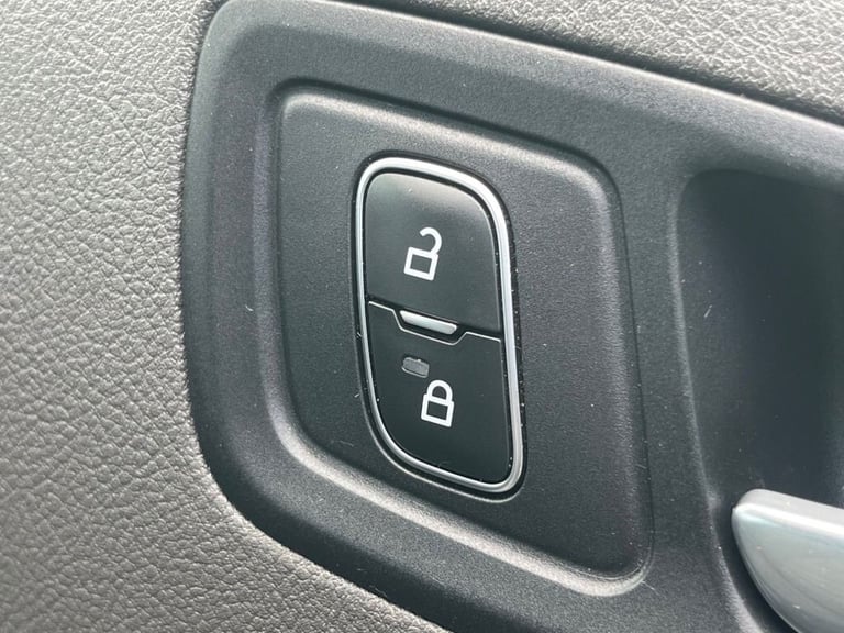 2021 Ford Transit Connect 1.5 200 EcoBlue Limited Panel Van 5dr Diesel Manual L1 Euro 6 (s/s) (12...