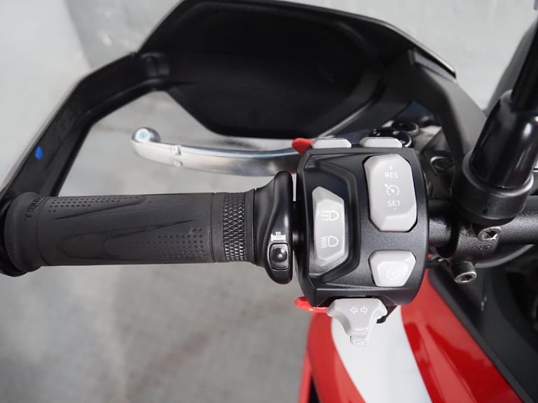 2021 Triumph Tiger 900 GT Pro ,with luggage fantastic value adventure bike