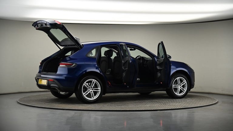 2022 Porsche Macan 2.0T SUV 5dr Petrol PDK 4WD Euro 6 (s/s) (265 ps) SUV Petrol Automatic