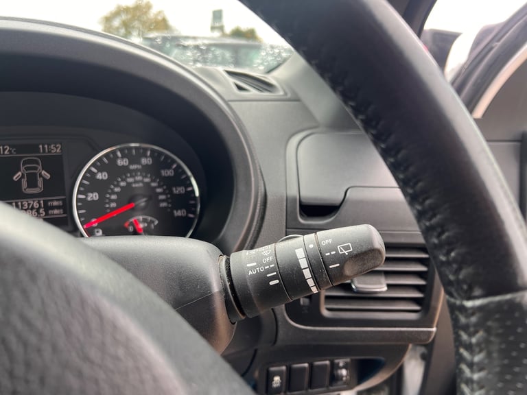 2011 Nissan X-Trail 2.0 dCi Acenta SUV 5dr Diesel Manual 4WD Euro 5 (173 ps)