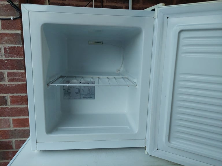 Table Top Freezer 