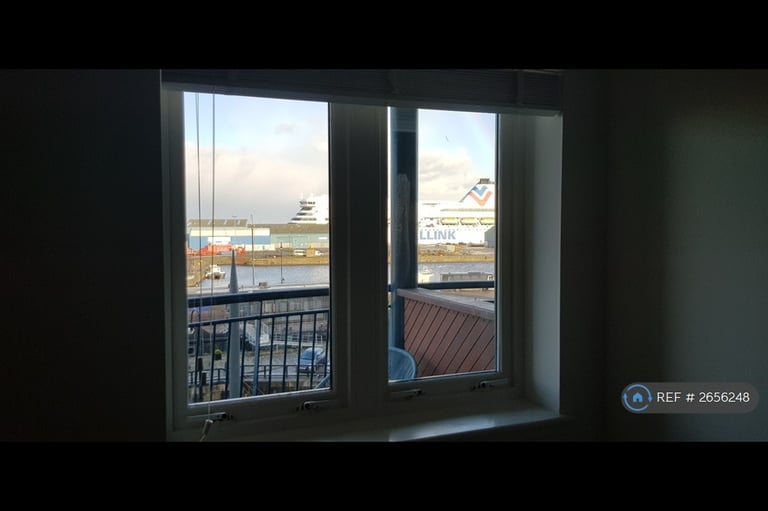3 bedroom flat in Ocean Drive, Edinburgh, EH6 (3 bed) (#2656248)