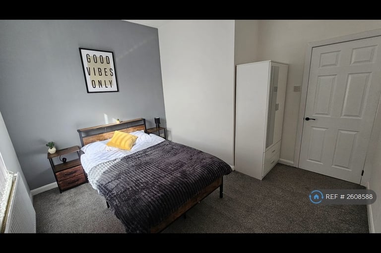 2 bedroom house in Parkfield Avenue, Manchester, M14 (2 bed) (#2608588)