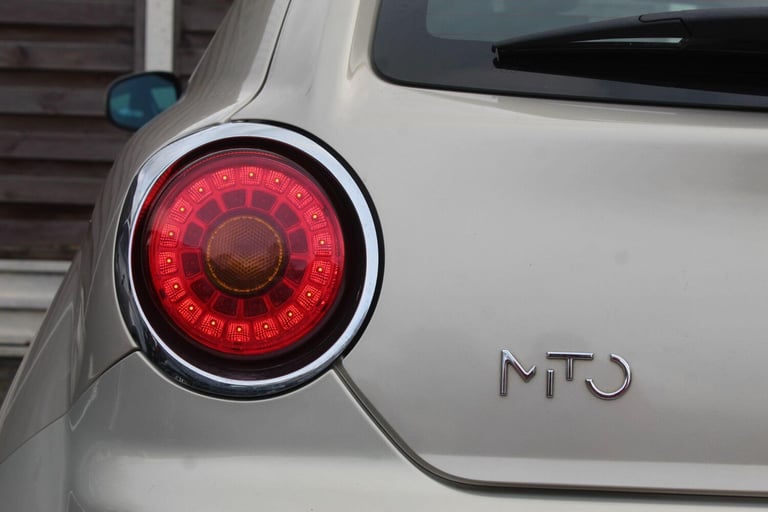 2009 Alfa Romeo MiTo 1.4 TB Lusso Euro 4 3dr HATCHBACK Petrol Manual