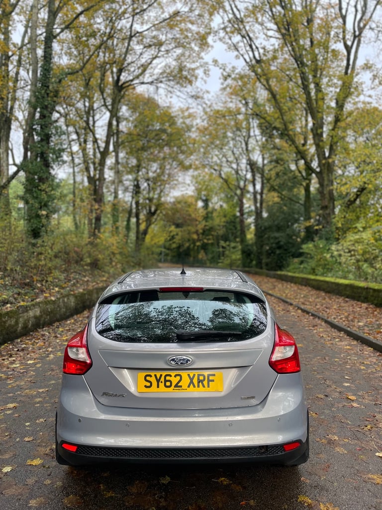 Ford, FOCUS, Hatchback, 2012, Manual, 998 (cc), 5 doors