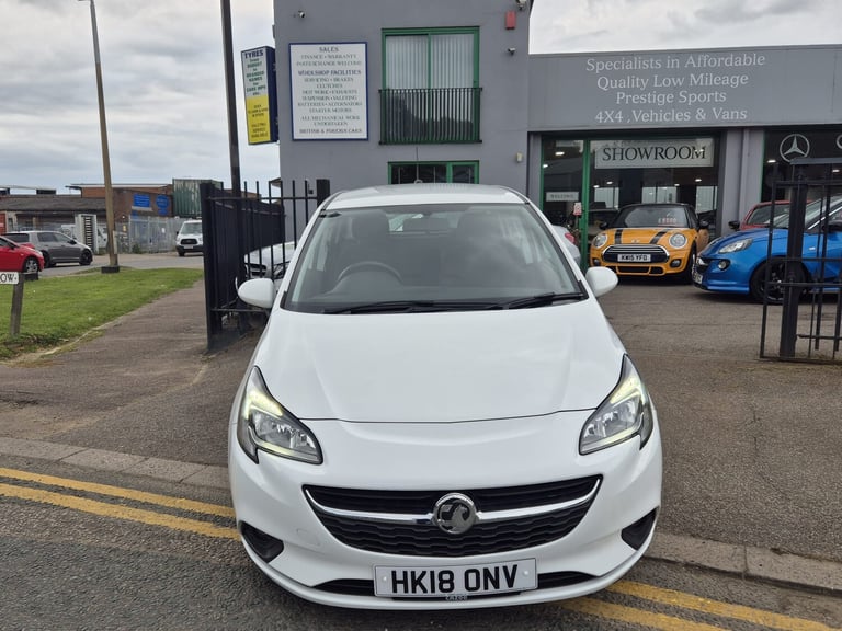 2018 Vauxhall Corsa 1.4i ecoTEC Design Hatchback 5dr Petrol Easytronic Euro 6