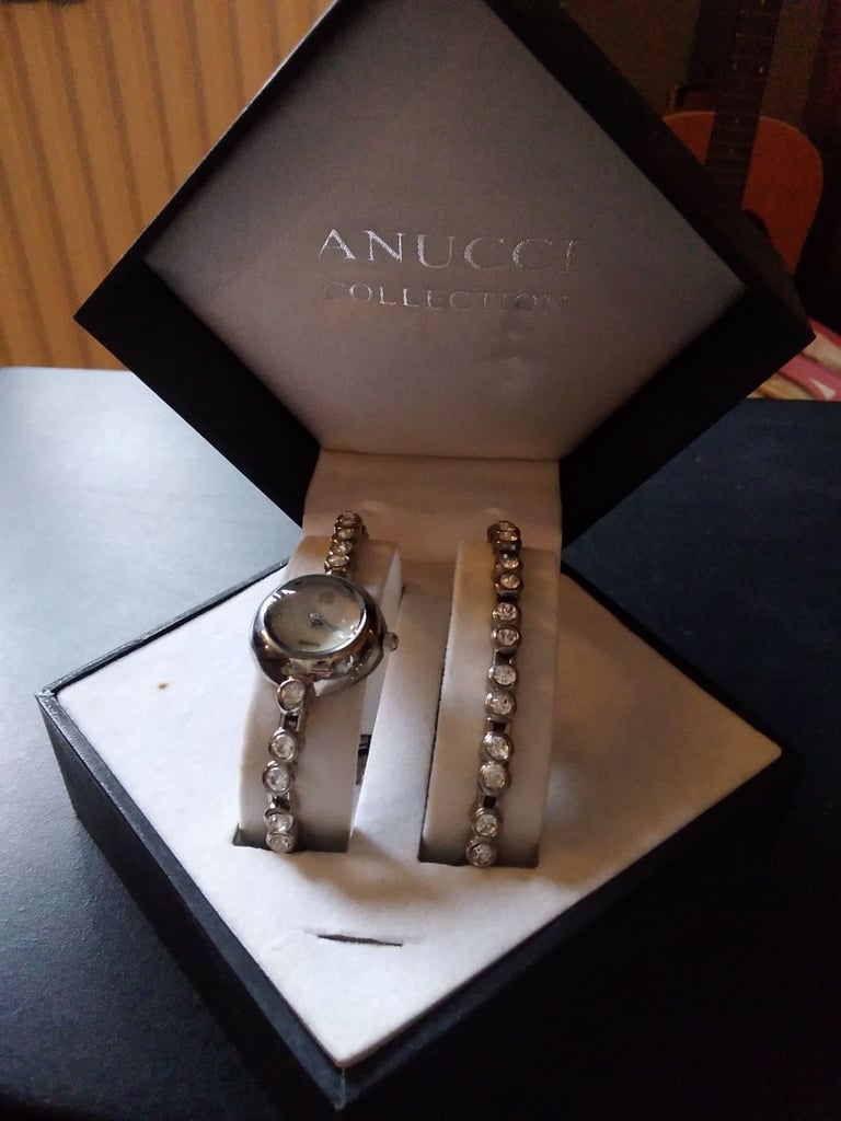Anucci Jewellery Set 