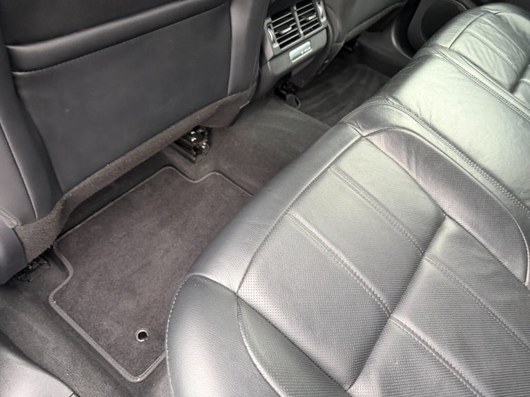 2021 Land Rover Range Rover Evoque 1.5 P300e SE 5dr Auto Hatchback Petrol Parallel PHEV Automatic