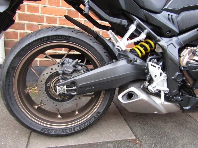 HONDA CB 650 R FANTASTIC CONDITION , FULL HONDA HISTORY, GB RACING COVERS, 2021