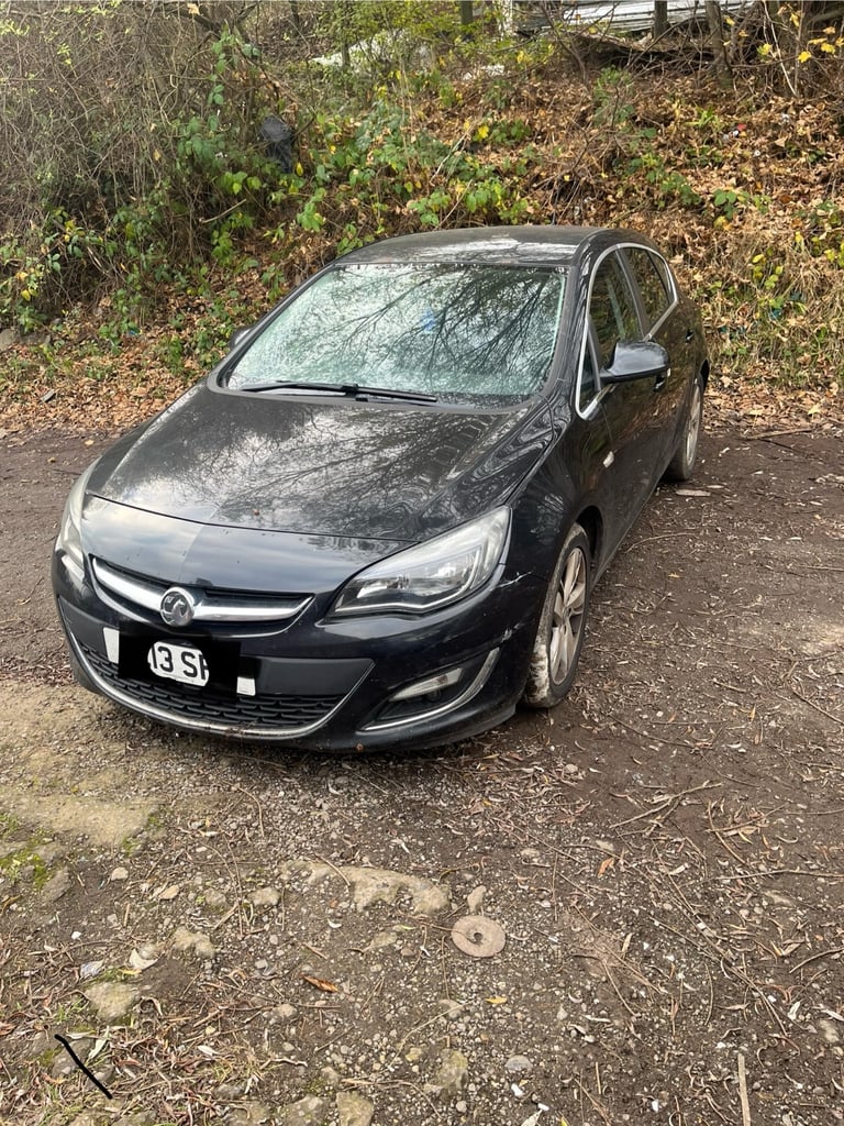 2013 Astra J breaking