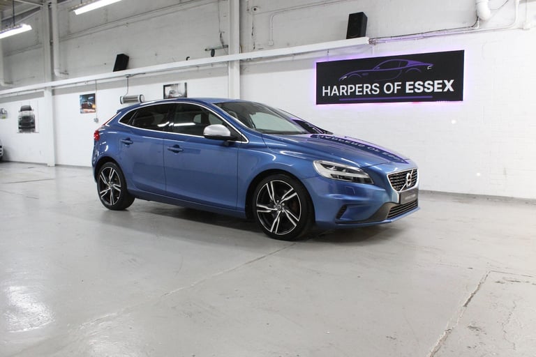 2016 Volvo V40 1.5 T2 R-Design Pro Auto Euro 6 (s/s) 5dr HATCHBACK Petrol Automatic