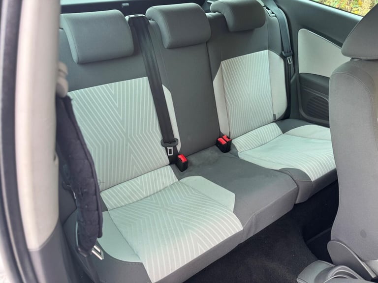 2015 Volkswagen Polo 1.0 BlueMotion Tech SE Design Euro 6 (s/s) 3dr HATCHBACK Petrol Manual