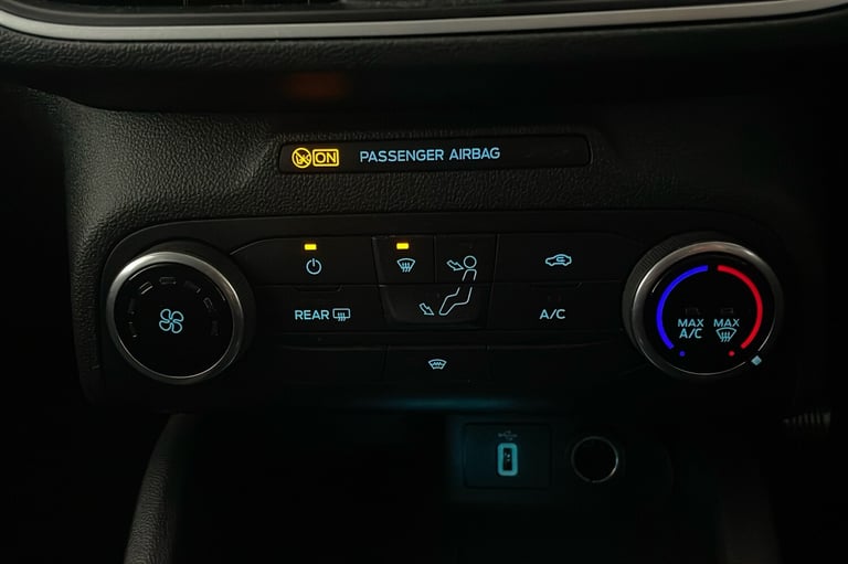  Ford Focus 1.5 Ecoblue Zetec Hatchback 5dr Diesel Manual Euro 6 s/s 120 Ps