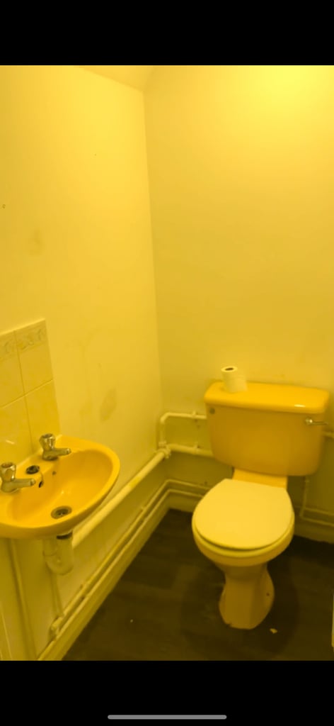 3 Bedroom House to Rent £2700 Parking/Garage/Garden