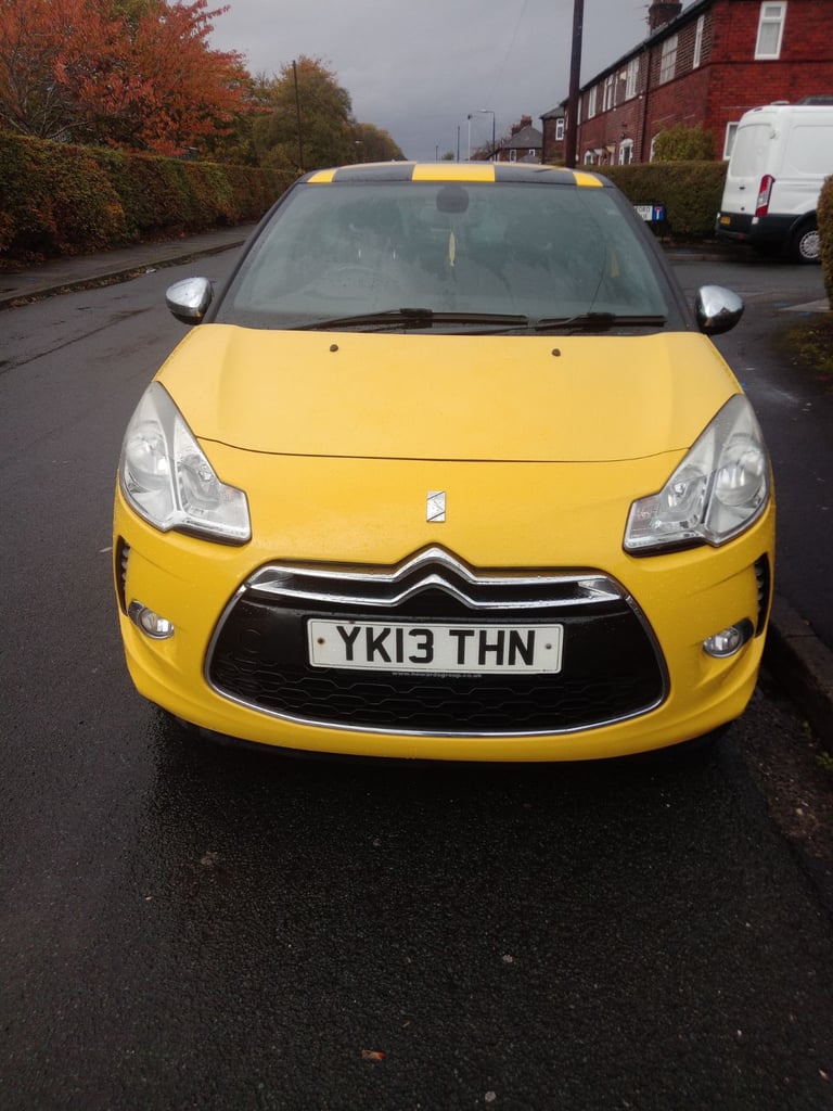 Citroen, DS3, Hatchback, 2013, Manual, 1560 (cc), 3 doors