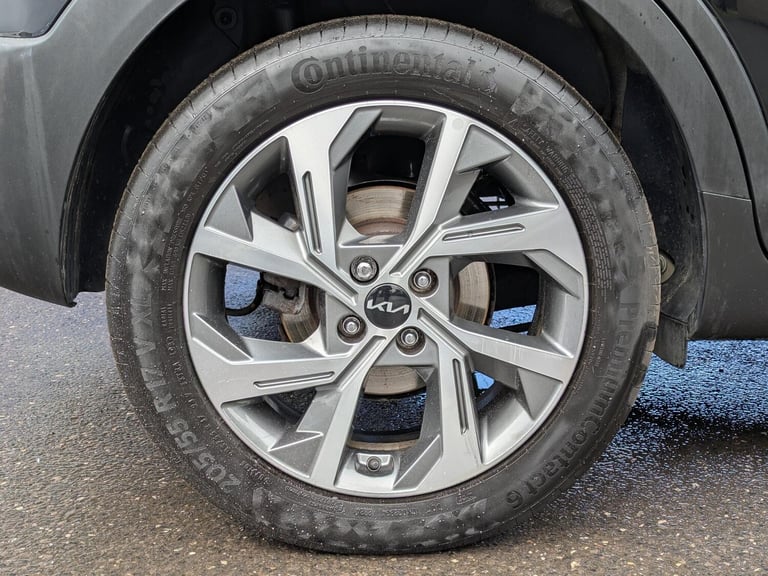 2023 Kia Stonic 1.0 T-GDi MHEV GT-Line S SUV 5dr Petrol Hybrid DCT Euro 6 (s/s) (118 bhp) HATCHBA...
