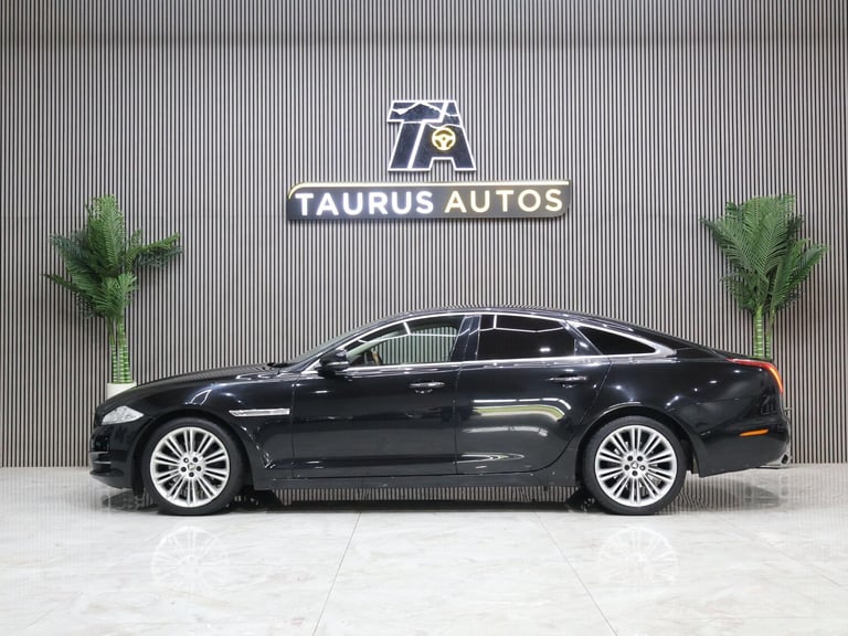 2010 Jaguar XJ 3.0d V6 Portfolio 4dr Auto SALOON DIESEL Automatic
