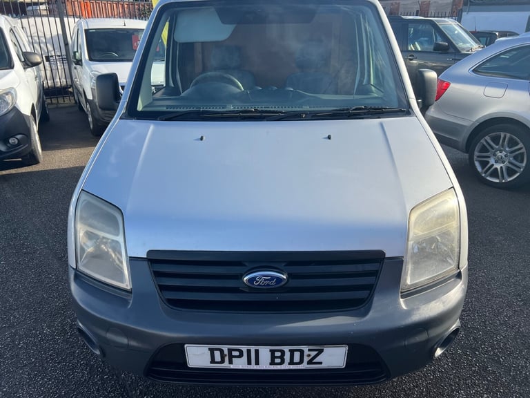 2011 Ford Connect Tdci 1 years mot Ready for work silver alloys £1990 