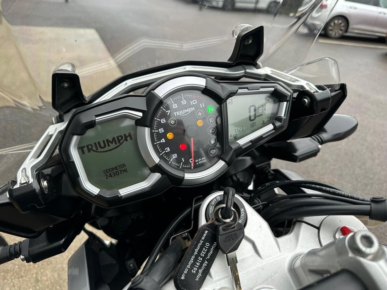 TRIUMPH TIGER EXPLORER XC 2017 - FULL LUGGAGE - 24307 MILES. VERY CLEAN