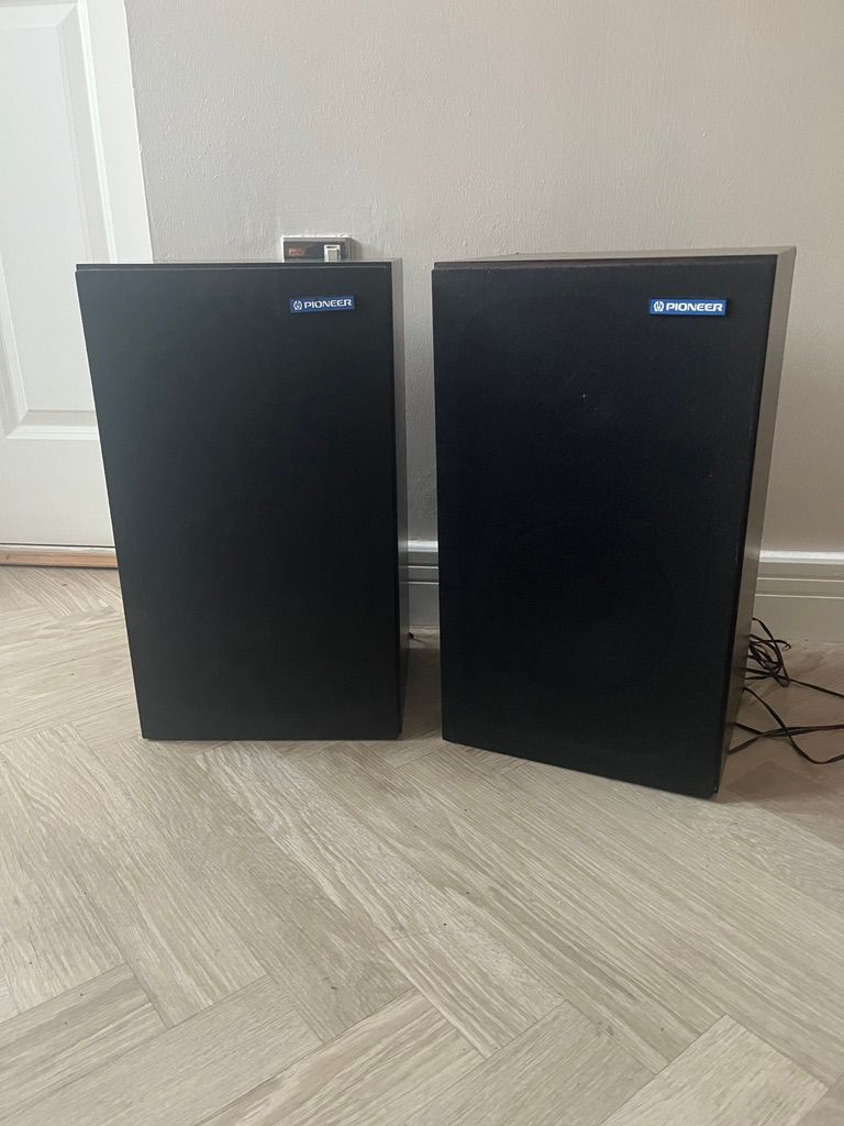 Vintage Hi Fi System , Cabinet, Record Deck,Amp, Radio , Aerial, Cassette player & tapes