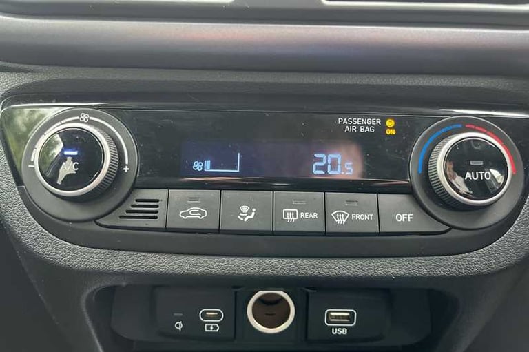 2024 Hyundai i10 1.0 [63] Premium 5dr Auto [Nav] HATCHBACK PETROL Automatic