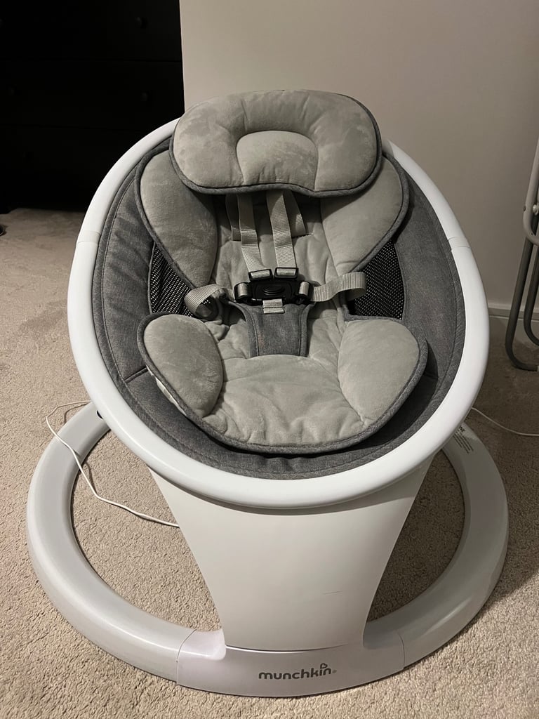 image for Munchkin Bluetooth enabled baby swing 