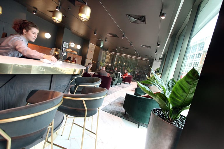 Office Space in Aldgate – EC3 Location, All-Inclusive, No Agency Fee. Property ID:2392