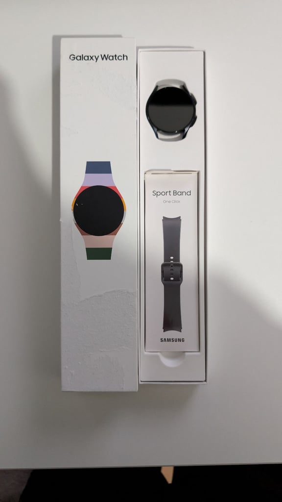 Samsung Galaxy Watch 6 40mm Bluetooth in Graphite