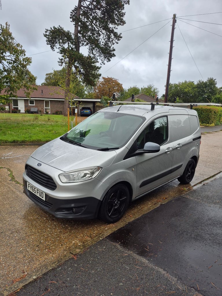 Ford, TRANSIT COURIER, Panel Van, 2015, Manual, 1562 (cc)