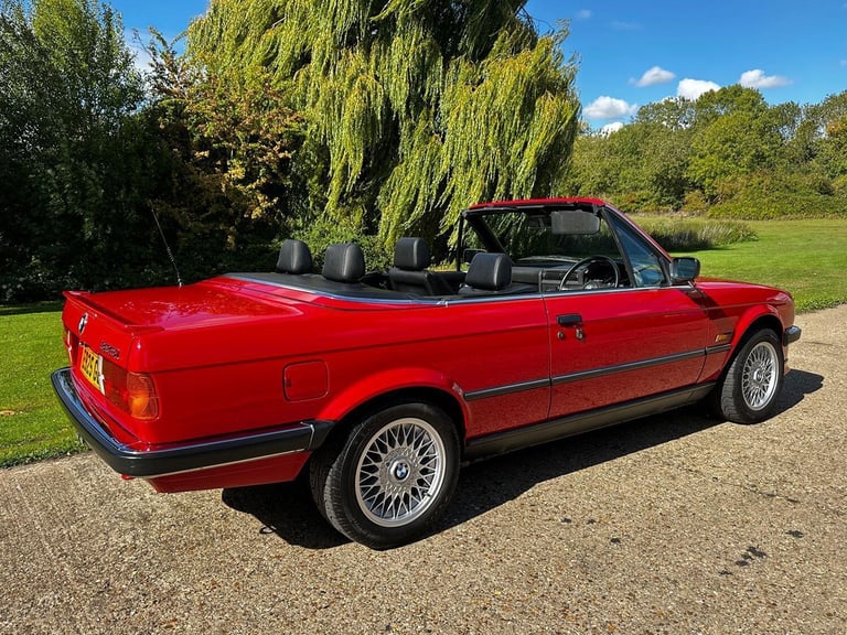 1988 (E) BMW 325i E30 Auto Convertible