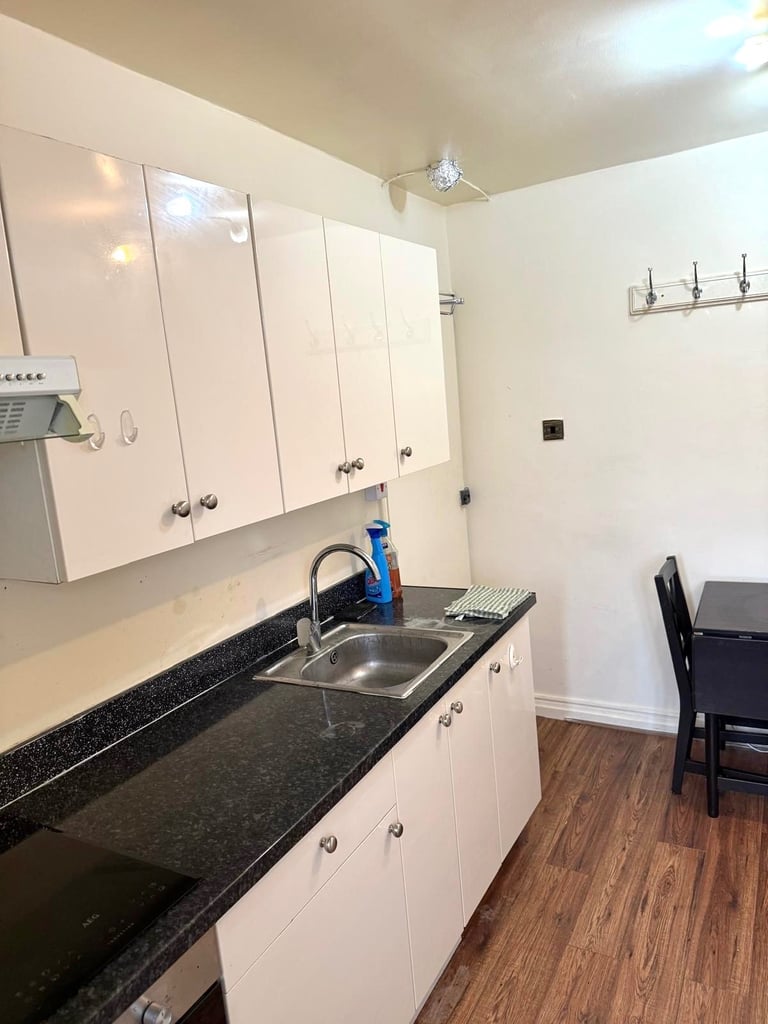 Double room with own kitchen for single occupancy or couple Postcode UB6 0NY