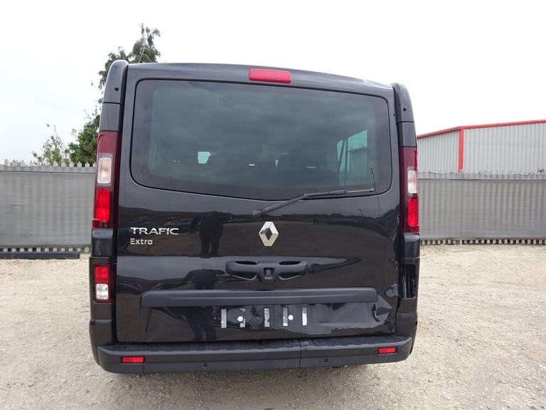 2024 24 REG RENAULT TRAFIC LL30 EXTRA BLUE DCI DIESEL AUTO MPV DAMAGED SALVAGE