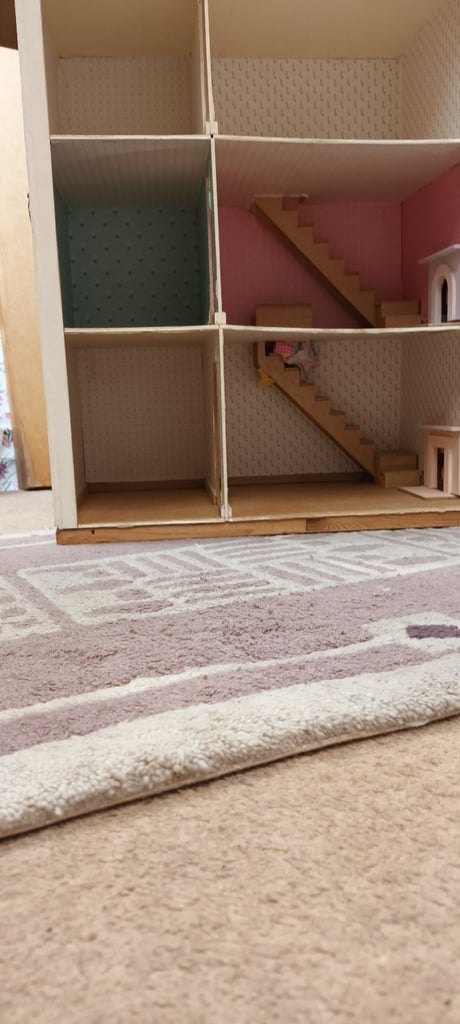 Lovely Dolls house..