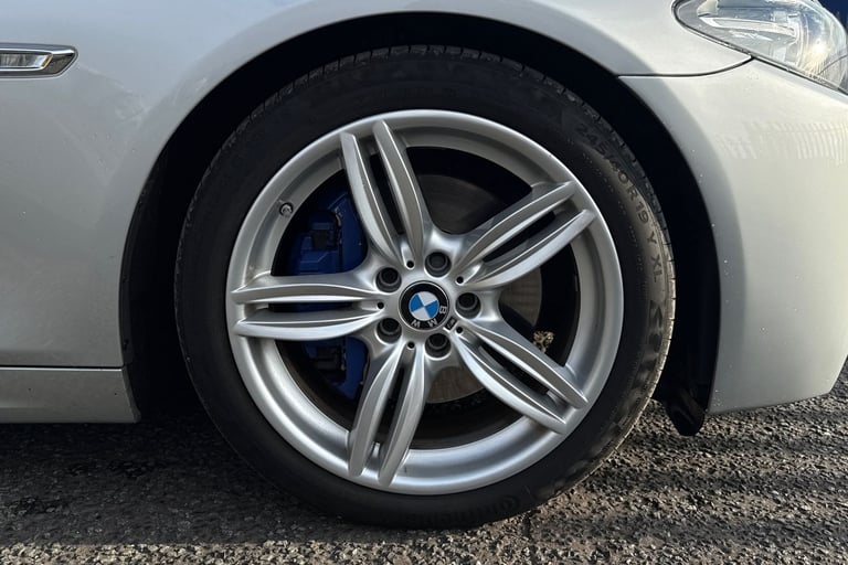 2016 BMW 5 Series 3.0 535d M Sport Touring Auto Euro 6 (s/s) 5dr Estate DIESEL Automatic