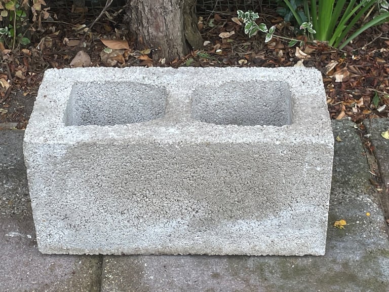 Hollow concrete blocks for sale