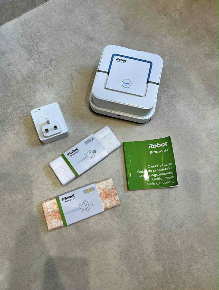 image for iRobot Braava jet 240 Mopping robot