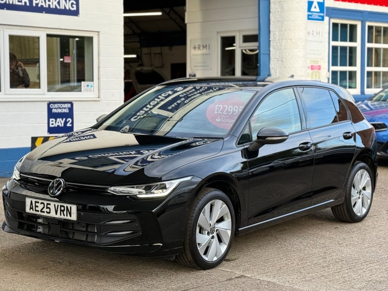 2025 Volkswagen Golf 1.5 TSI Match 5dr, UNDER 3300 MILES, MAY 2028 VOLKSWAGEN WARRANTY HATCHBACK ...