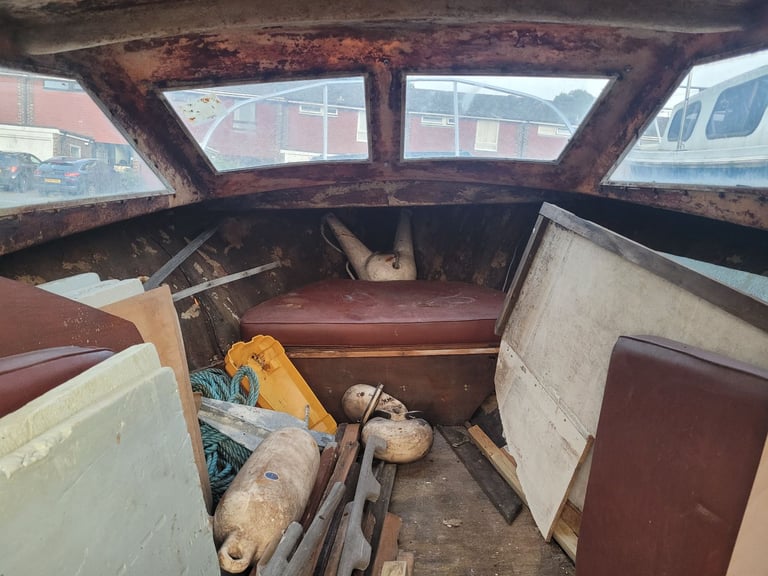 FREE 19ft cabin boat project- boat only.