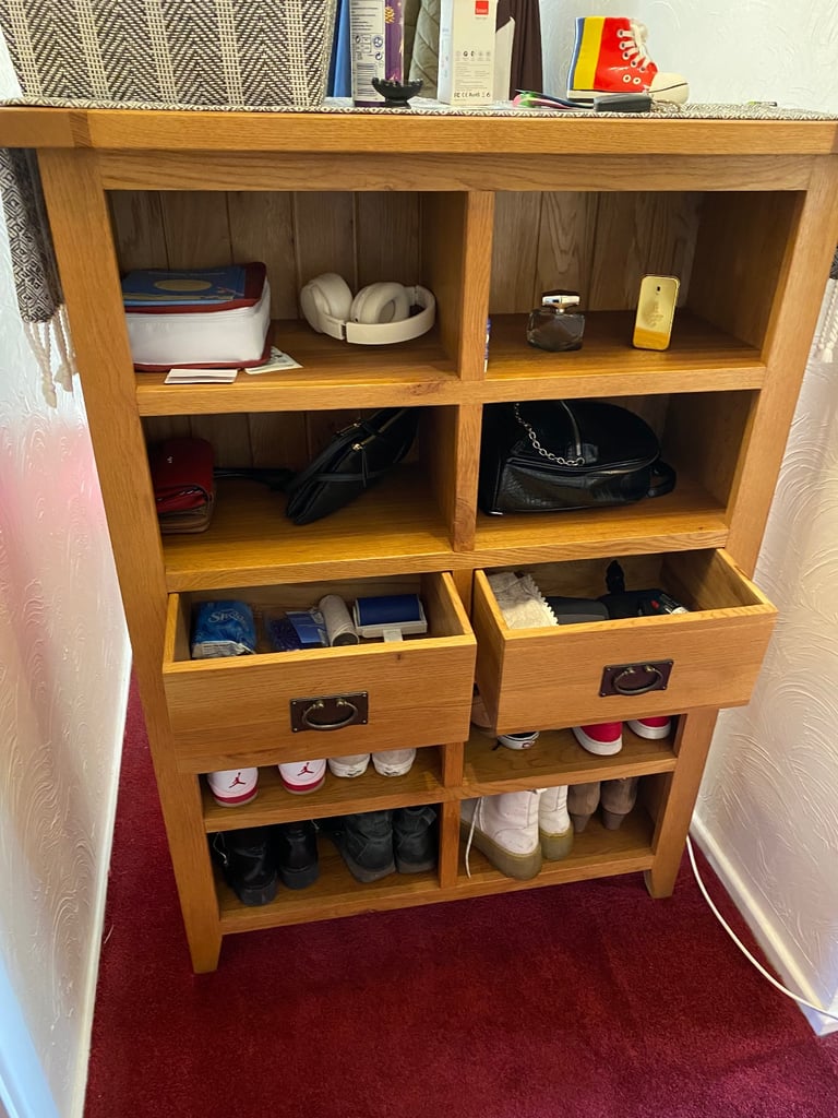 OAK UNIT VGC - DELIVERY AVAILABLE 