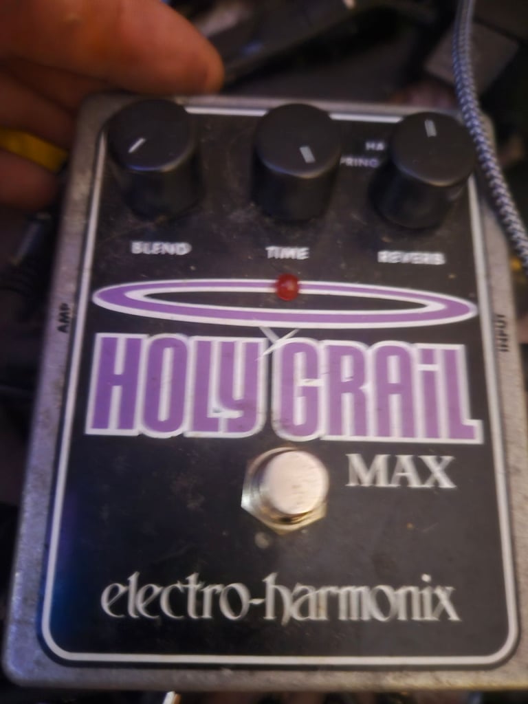 Like new Electro Harmonix Holy Grail MAX reverb pedal